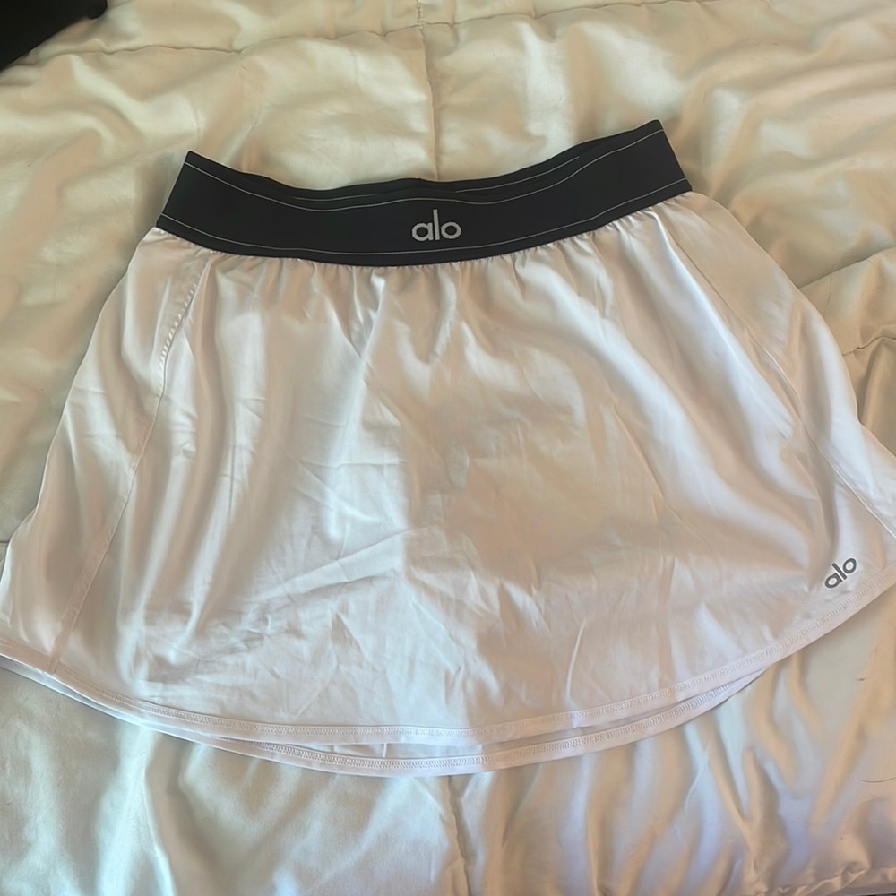 White alo skirt